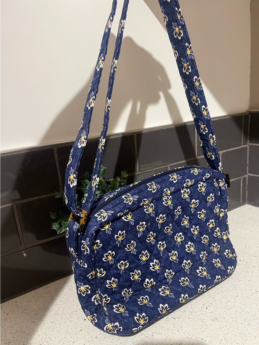 Vera Bradley Quilted Floral Denim Shoulder Bag Purse Vintage Y2K - Picture 6 of 16